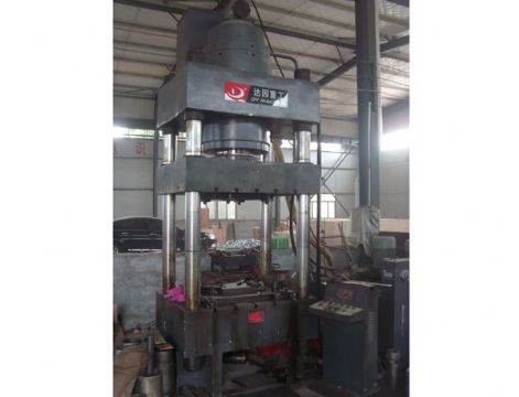 點(diǎn)擊查看詳細(xì)信息<br>標(biāo)題：Hydraulic press -500 閱讀次數(shù)：1718