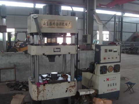 點(diǎn)擊查看詳細(xì)信息<br>標(biāo)題：液壓機(jī)-150 閱讀次數(shù)：2811